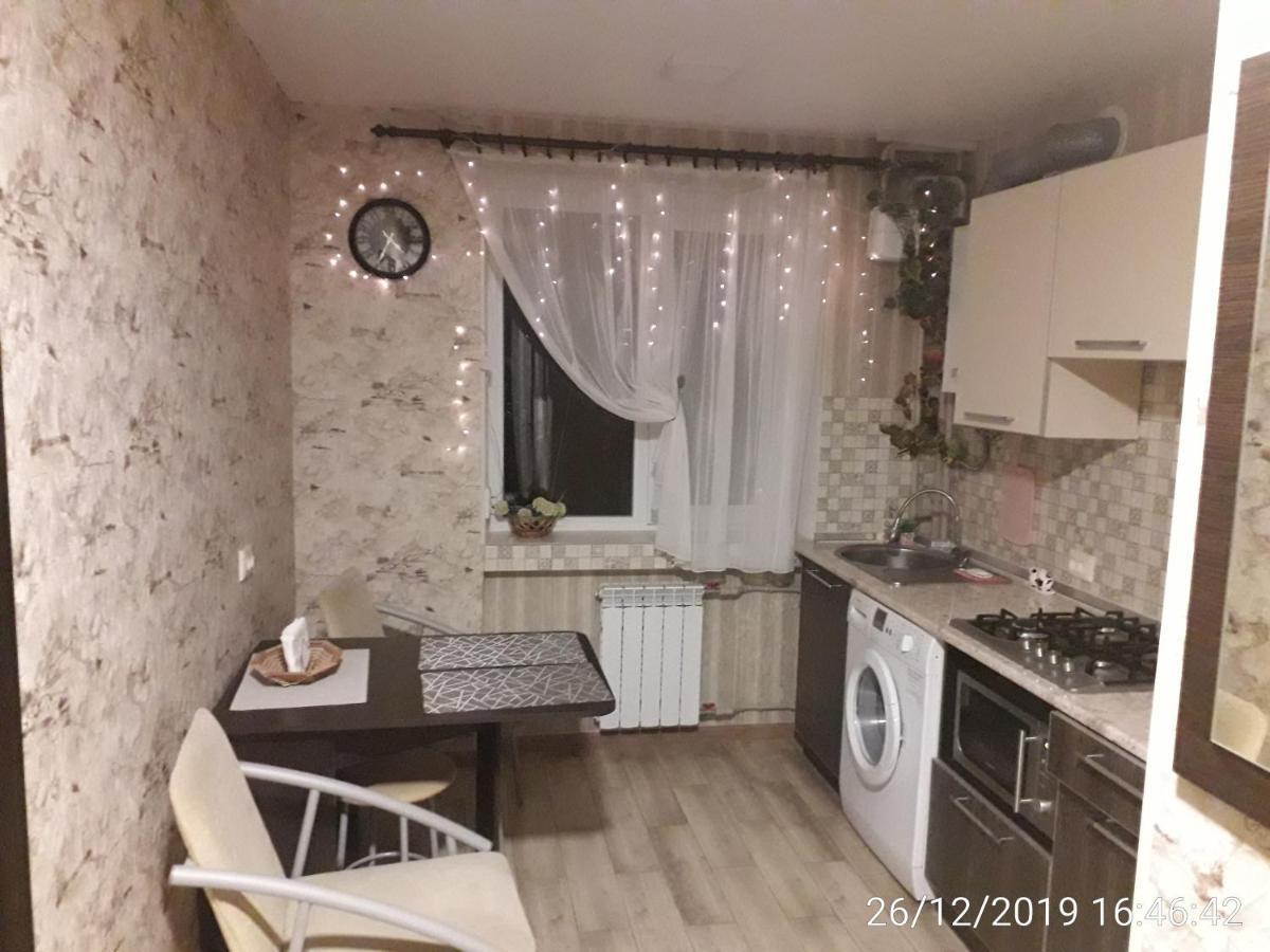 Apartment 30 M2 On Sergei Esenin 11 哈尔科夫 外观 照片